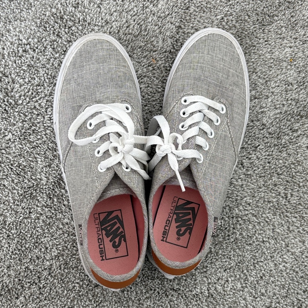 Vans Women’s Gray UltraCush Sneakers
